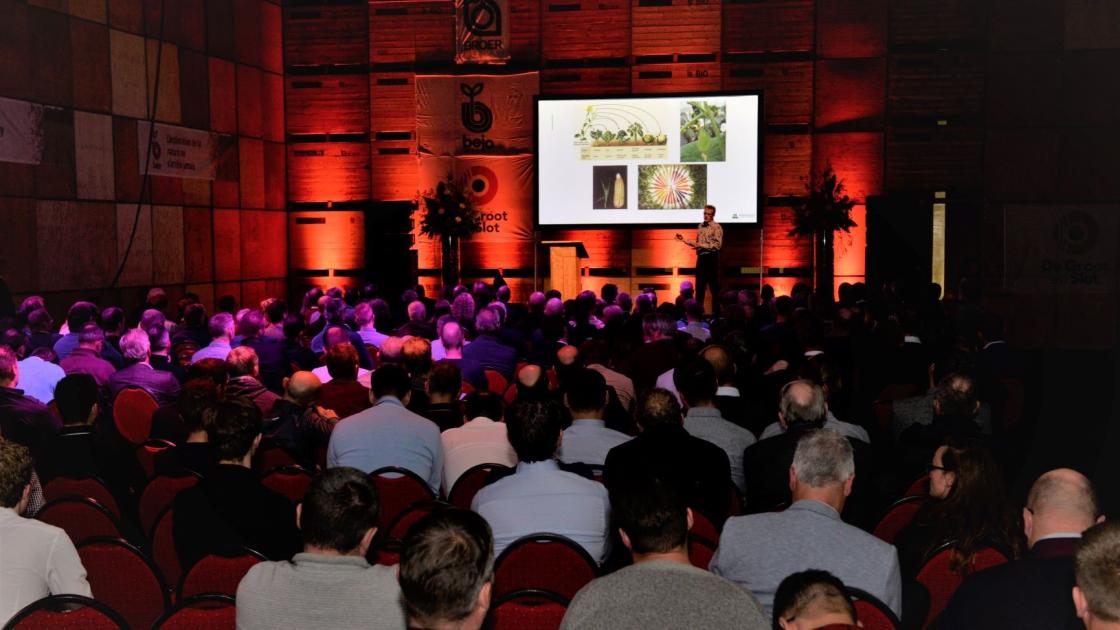 onion_symposium_Creil2